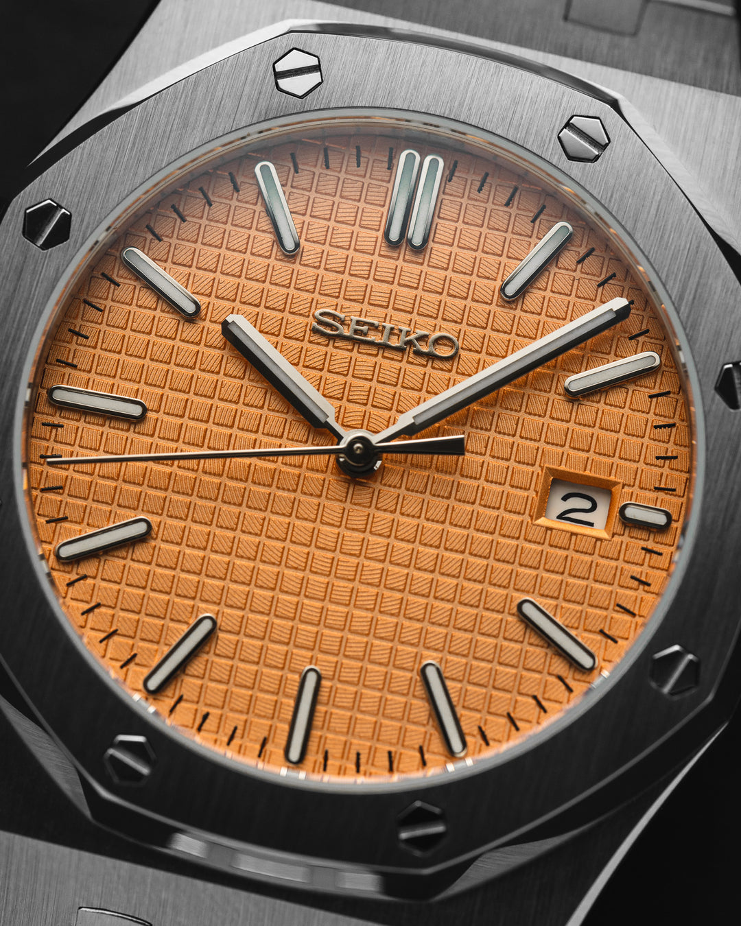 royal-seikoak-salmon-2_1080x.